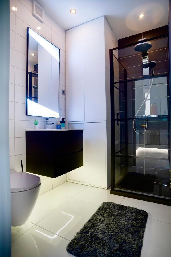Suiteangel - Luxury Design Condo With Free Garage بودابست المظهر الخارجي الصورة