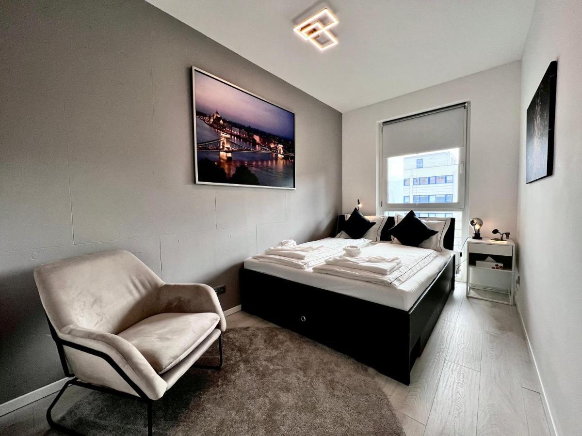 Suiteangel - Luxury Design Condo With Free Garage بودابست المظهر الخارجي الصورة